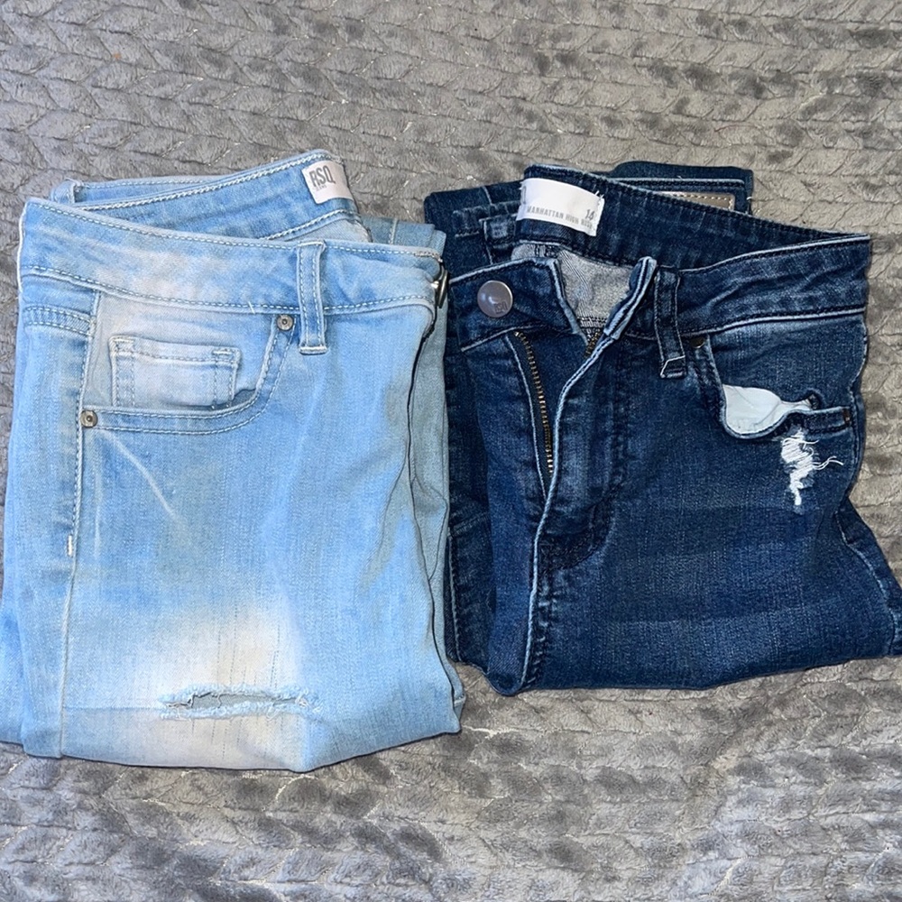 Bundle of 2 pairs of ripped jeans